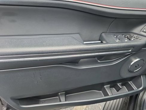 Used 2022 Ford Expedition Limited RWD image 18