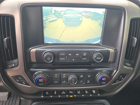 Used 2019 GMC Sierra 2500 Denali w/ Duramax Plus Package AWD/4WD image 14
