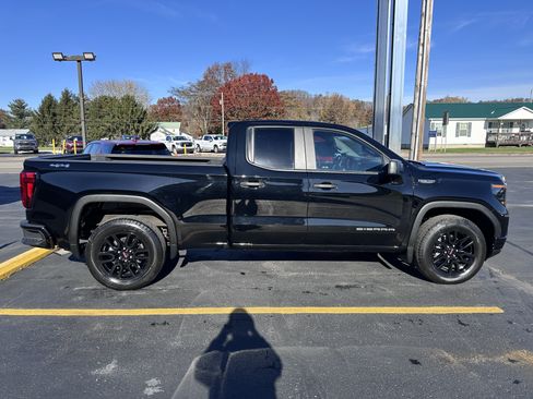 Used 2023 GMC Sierra 1500 Pro w/ Graphite Edition image 6