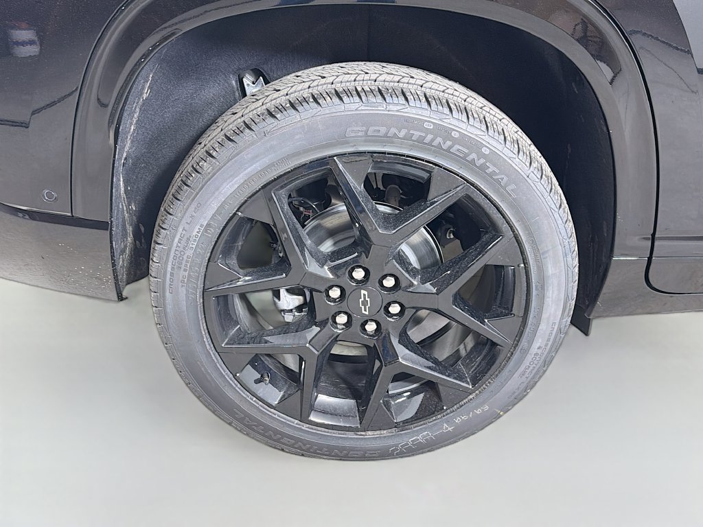 New 2026 Chevrolet Traverse RS w/ LPO, Floor Liner Package AWD/4WD image 29