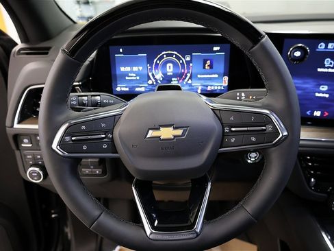 New 2026 Chevrolet Suburban High Country image 22