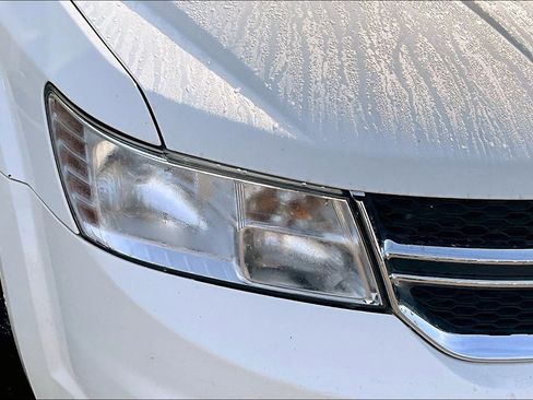 Used 2019 Dodge Journey SE w/ Connectivity Group image 24