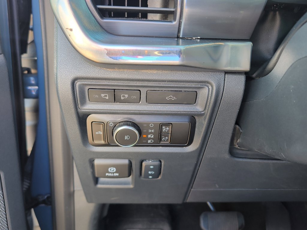 Used 2023 Ford F150 Lariat w/ Equipment Group 502A High AWD/4WD image 15
