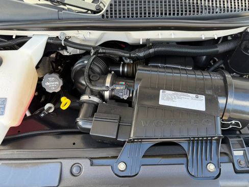 Used 2020 Chevrolet Express 3500 LT w/ LT Preferred Equipment Group RWD image 25