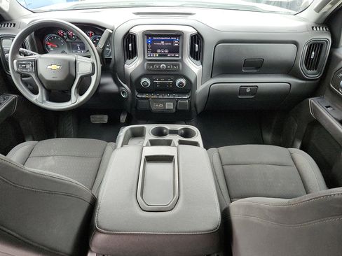 Used 2024 Chevrolet Silverado 1500 Custom image 11