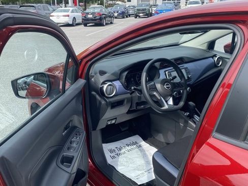 Used 2024 Nissan Versa SV w/ Trunk Package image 14