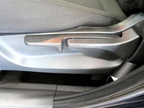 Used 2020 Mitsubishi Eclipse Cross ES image 16