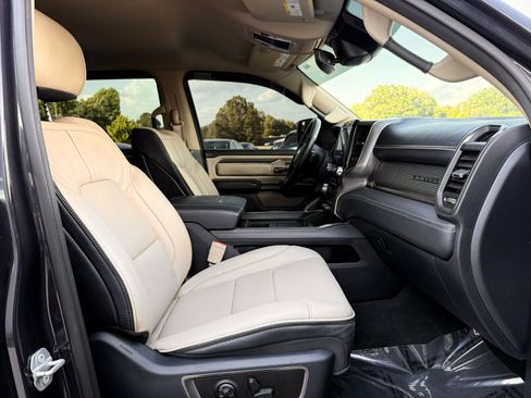 Used 2020 RAM 1500 Limited RWD image 27