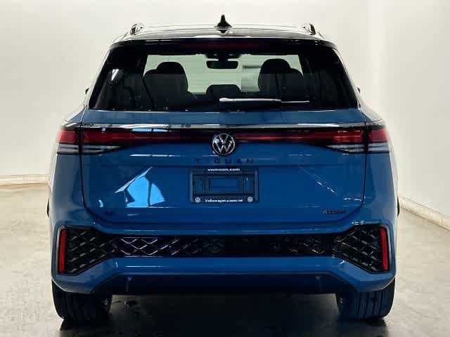 New 2027 Volkswagen Tiguan SE R-Line AWD/4WD image 4