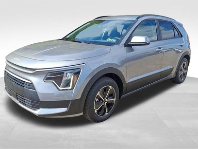 New 2025 Kia Niro EX