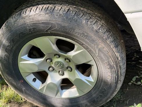 Used 2024 RAM 1500 Big Horn image 12