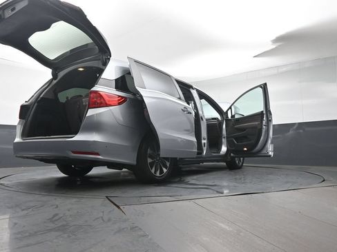 Used 2024 Honda Odyssey EX-L image 53