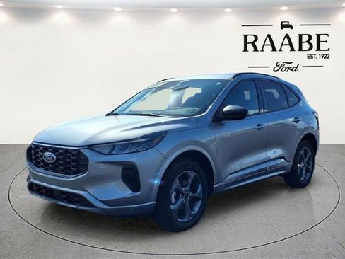 Used 2024 Ford Escape ST-Line w/ Tech Pack #1 AWD/4WD image 3