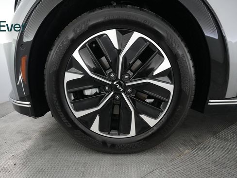 Used 2024 Kia EV6 Wind w/ Wind Technology Package RWD image 19