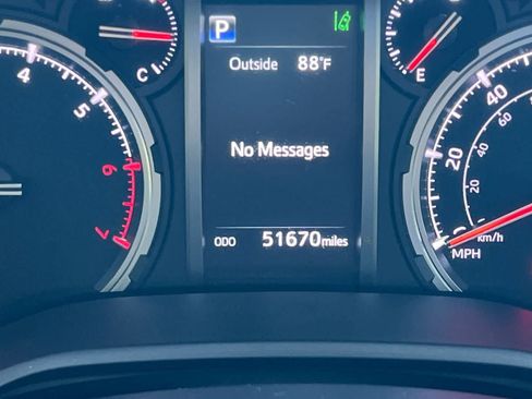Used 2022 Toyota 4Runner Limited AWD/4WD image 26