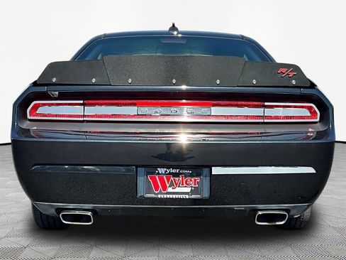 Used 2009 Dodge Challenger R/T RWD image 5