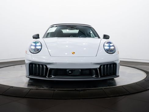 Used 2026 Porsche 911 Carrera GTS image 31
