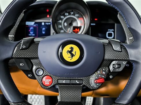 Used 2023 Ferrari 812 GTS RWD image 35