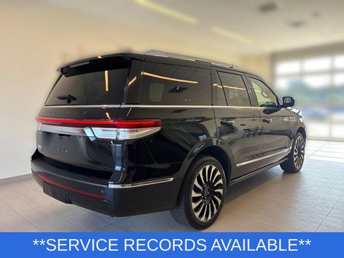 Certified 2022 Lincoln Navigator Black Label AWD/4WD image 3