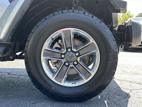 Certified 2020 Jeep Wrangler Unlimited Sahara AWD/4WD image 28