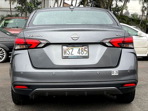 Used 2023 Nissan Versa SV image 5