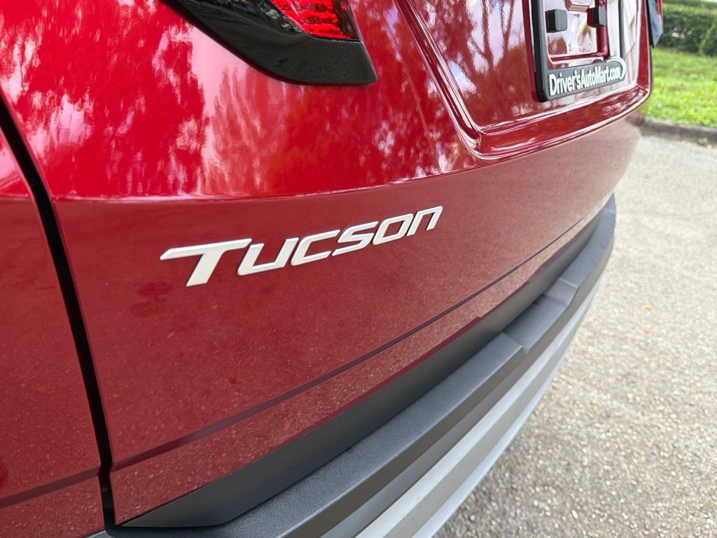 Used 2025 Hyundai Tucson SE FWD image 22