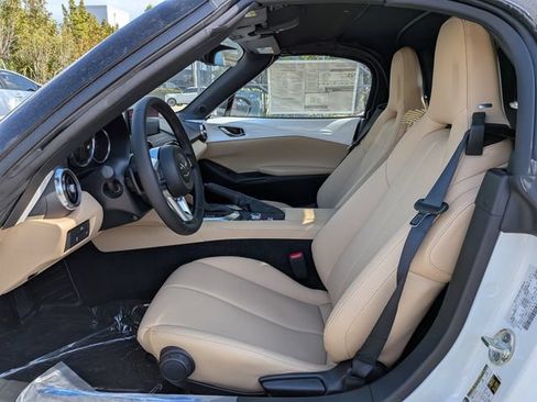 New 2026 MAZDA MX-5 Miata Grand Touring RWD image 15
