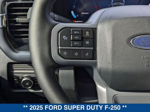 New 2025 Ford F250 Lariat w/ Lariat Ultimate Package image 47