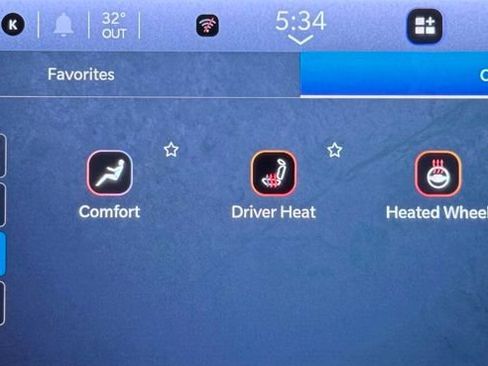 Used 2024 Jeep Wrangler Unlimited Rubicon 4xe w/ Technology Group image 37