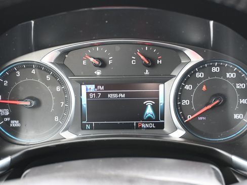 Used 2018 Chevrolet Equinox Premier image 13