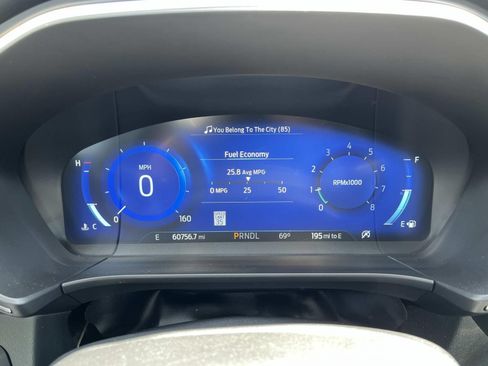 Used 2021 Ford Escape Titanium w/ Titanium Elite Package AWD/4WD image 39