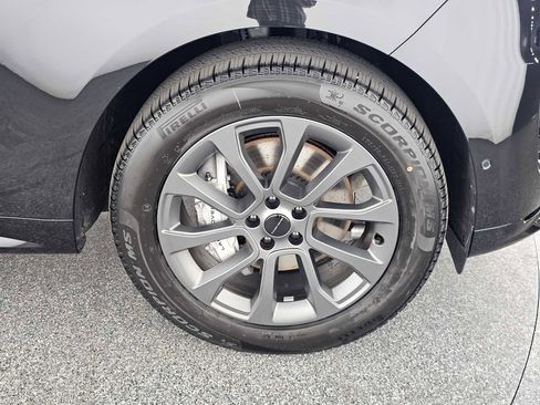 New 2026 Land Rover Range Rover Sport Dynamic SE image 9