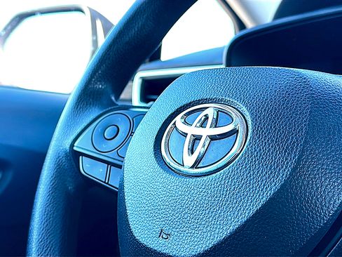 Used 2024 Toyota Corolla LE image 29