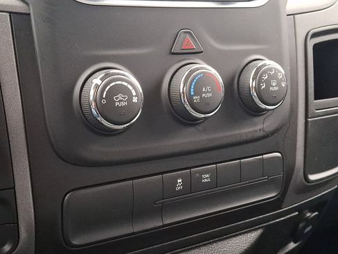 Certified 2019 RAM 1500 Express w/ Express Value Package image 15