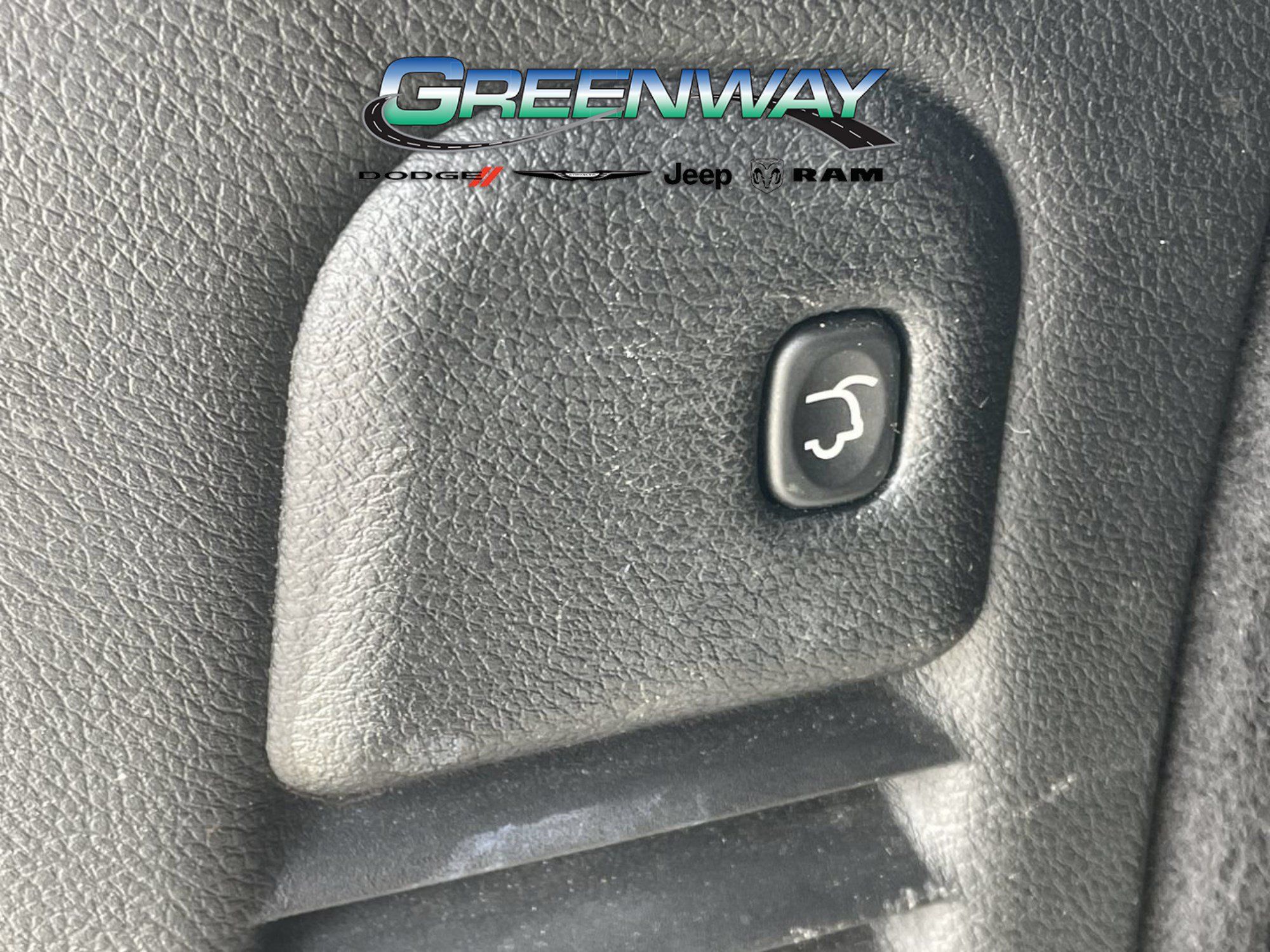 Used 2021 Dodge Durango SRT w/ Black Package AWD/4WD image 9