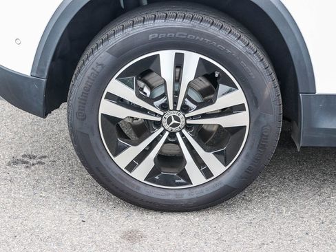 Certified 2025 Mercedes-Benz GLA 250 image 12