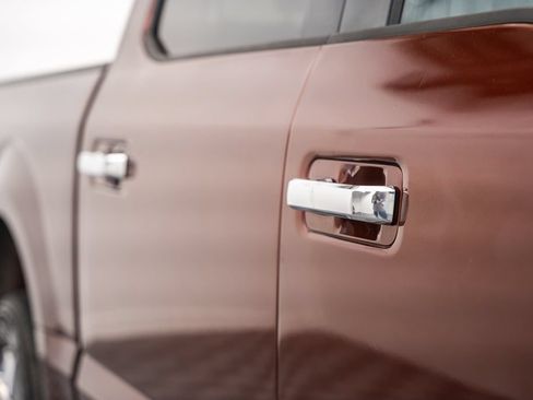 Used 2015 Ford F150 XLT w/ Equipment Group 302A Luxury AWD/4WD image 18