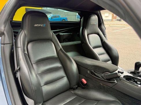 Used 2011 Chevrolet Corvette ZR1 w/ Preferred Equipment Group RWD image 20