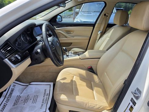 Used 2013 BMW 528i Sedan RWD image 3