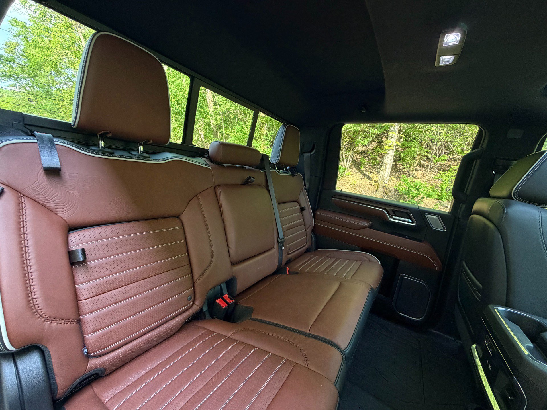 Used 2024 GMC Sierra 3500 Denali Ultimate AWD/4WD image 48