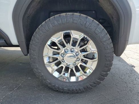 New 2026 GMC Sierra 2500 Denali w/ Denali Reserve Package AWD/4WD image 6