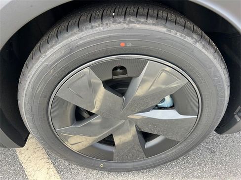 Used 2026 Toyota Prius LE image 19