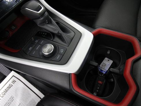 Used 2023 Toyota RAV4 TRD Off-Road image 15