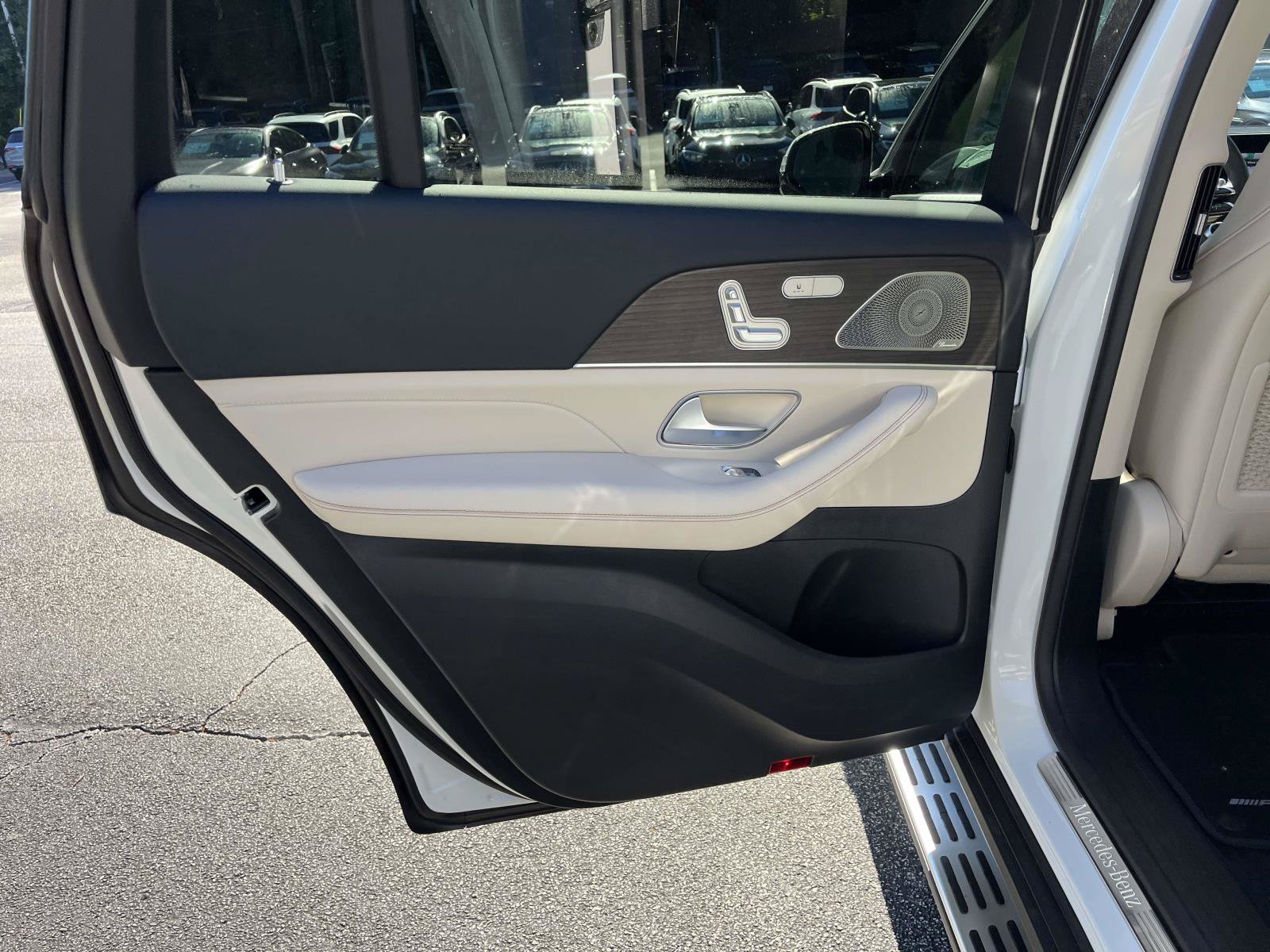 New 2027 Mercedes-Benz GLS 450 4MATIC image 41