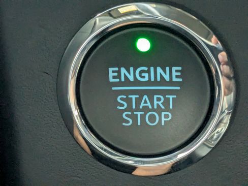 Used 2023 Ford Expedition Platinum image 40