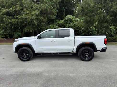 New 2026 GMC Canyon Elevation w/ Convenience Package image 9