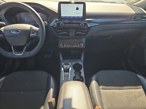 Used 2025 Ford Escape ST-Line image 16