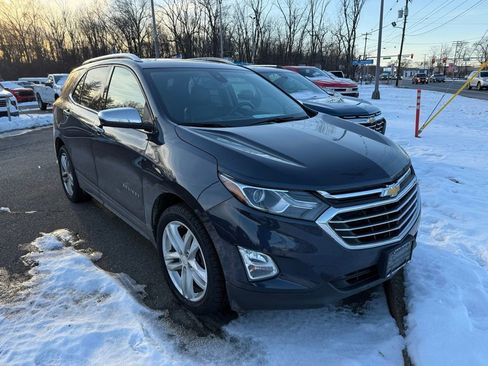 Used 2018 Chevrolet Equinox Premier image 10