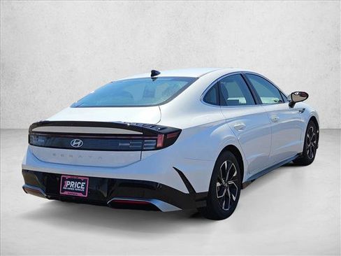 Certified 2024 Hyundai Sonata SEL FWD image 6