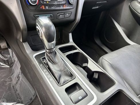 Used 2018 Ford Escape SEL image 30